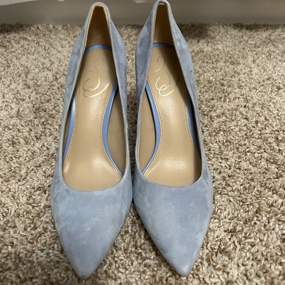 Blue suede Sam Edelman heels! Fun addition to an outfit! Size 8.5.